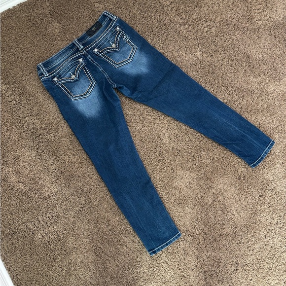 MISS ME 💙 Signature Skinny Jeans - Picture 2 of 9